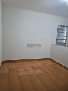 Casa com 2 Quartos para alugar, 80m² no Vila Marieta, Campinas