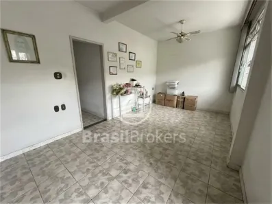 Casa com 6 Quartos à venda, 263m² no Bento Ribeiro, Rio de Janeiro