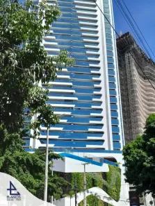 Apartamento com 3 Quartos para alugar, 153m² no Meireles, Fortaleza