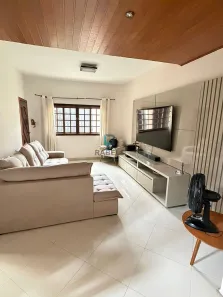 Sobrado com 4 Quartos à venda, 10m² no Vila Nunes, Lorena