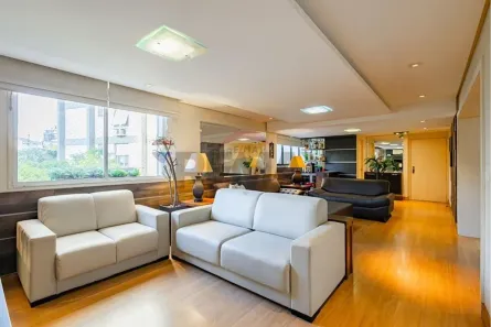 Apartamento com 4 Quartos para alugar, 192m² no Boa Vista, Porto Alegre