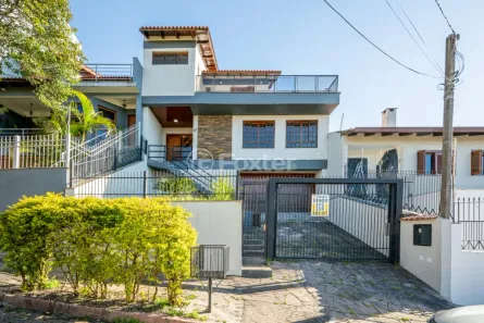 Casa com 4 Quartos à venda, 287m² no Teresópolis, Porto Alegre