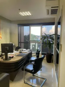 Sala Comercial para alugar, 85m² no Sítio Tamboré Alphaville, Barueri