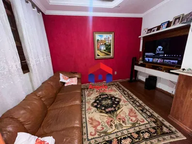 Casa com 3 Quartos à venda, 360m² no São João Batista (Venda Nova), Belo Horizonte