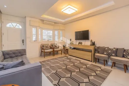 Casa com 2 Quartos à venda, 100m² no Jardim Itu, Porto Alegre