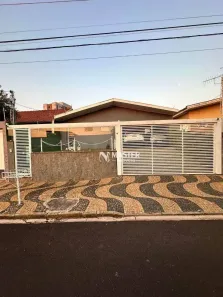 Casa com 3 Quartos à venda, 200m² no Jardim Cristo Rei, Marília