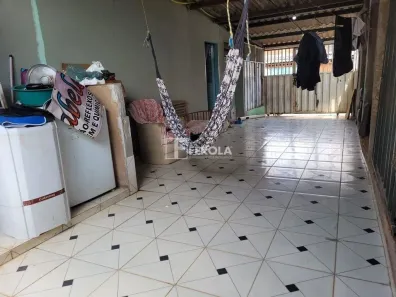Casa com 3 Quartos à venda, 150m² no Recanto das Emas, Brasília