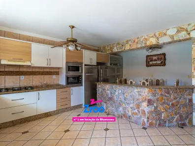 Apartamento com 3 Quartos para alugar, 150m² no Velha, Blumenau