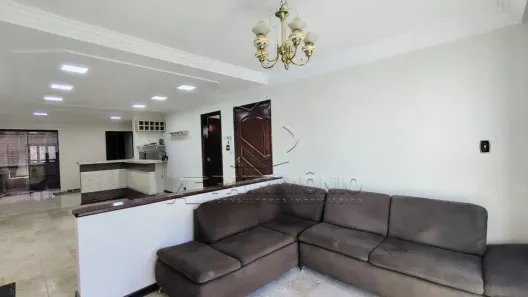 Sobrado com 5 Quartos à venda, 242m² no Vila Augusta, Sorocaba