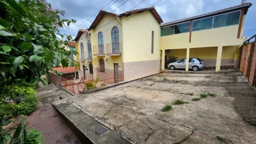Casa com 4 Quartos à venda, 94m² no Santa Mônica, Belo Horizonte