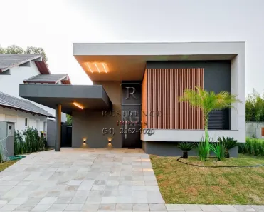 Casa com 3 Quartos à venda, 250m² no Vila Nova, Porto Alegre