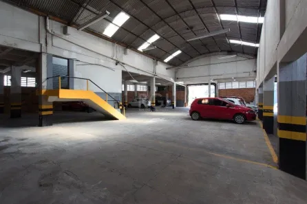 Galpão/Depósito/Armazém à venda, 1258m² no Floresta, Porto Alegre