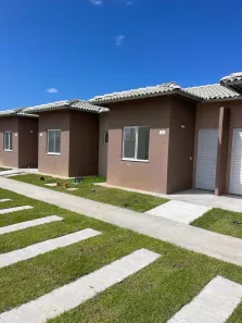 Casa de Condomínio com 2 Quartos à venda, 49m² no Senador Carlos Jereissati, Pacatuba