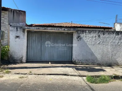 Casa com 4 Quartos à venda, 124m² no Saci, Teresina