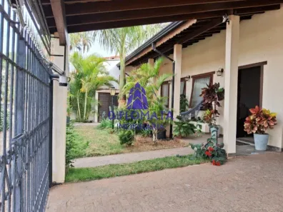 Sobrado com 3 Quartos à venda, 242m² no Parque São Quirino, Campinas