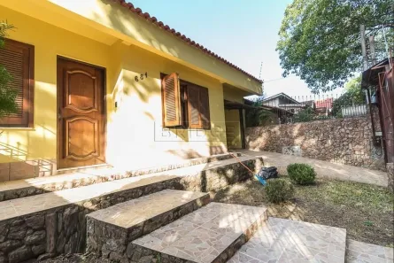 Casa com 3 Quartos à venda, 300m² no Jardim São Pedro, Porto Alegre