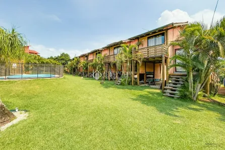 Imóvel Comercial com 6 Quartos à venda, 300m² no Ibiraquera, Imbituba