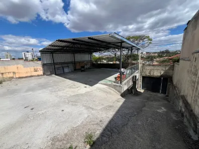 Casa com 3 Quartos à venda, 200m² no Nossa Senhora do Carmo, Contagem