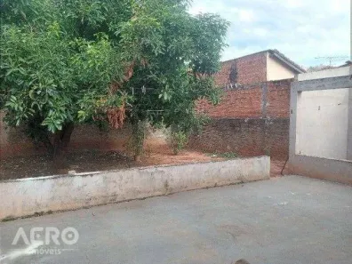Casa com 2 Quartos à venda, 165m² no Núcleo Residencial Presidente Geisel, Bauru