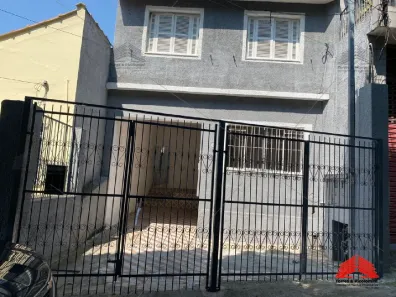Casa com 3 Quartos à venda, 220m² no Jardim Itália, São Paulo