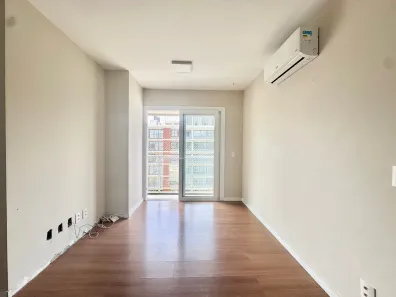Apartamento com 2 Quartos à venda, 57m² no Três Vendas, Pelotas
