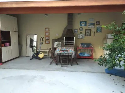 Casa com 2 Quartos à venda, 84m² no Loteamento Villa Branca, Jacareí
