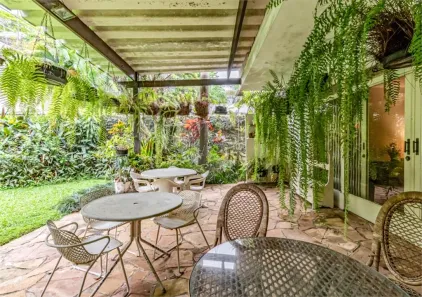 Sobrado com 5 Quartos para alugar, 600m² no Jardim Guedala, São Paulo