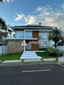 Casa de Condomínio com 3 Quartos à venda, 400m² no Centro, Ponta Grossa