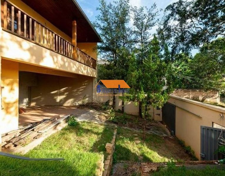 Casa com 4 quartos — Floramar, Belo Horizonte