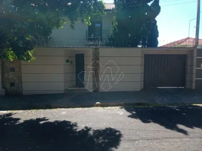 Sobrado com 3 Quartos à venda, 370m² no Jardim Celiamar, Araraquara