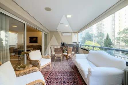 Apartamento com 3 Quartos para venda ou aluguel, 260m² no Vila Nova Conceição, São Paulo