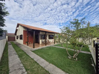 Casa com 2 Quartos à venda, 100m² no Canal (Praia Seca), Araruama