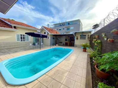 Casa com 4 Quartos à venda, 160m² no Ingleses do Rio Vermelho, Florianópolis