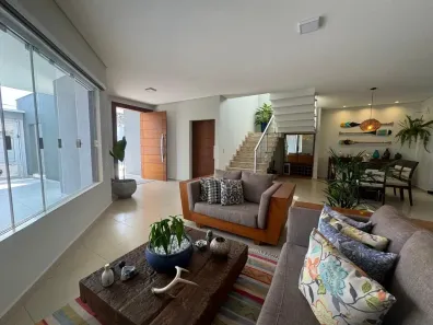 Sobrado com 5 Quartos à venda, 373m² no Balneário Forest, Caraguatatuba