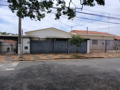 Casa com 3 Quartos à venda, 241m² no Jardim Nossa Senhora Auxiliadora, Campinas