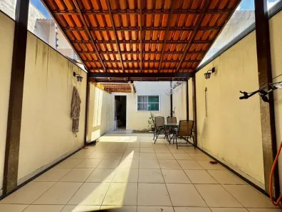 Casa com 2 Quartos à venda, 75m² no Morada de Laranjeiras, Serra