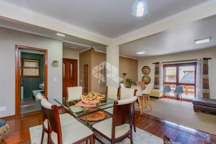 Casa com 4 Quartos à venda, 300m² no Centro, Canoas
