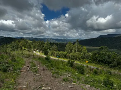 Lote/Terreno com 1 Quarto à venda, 45000m² no , Urubici