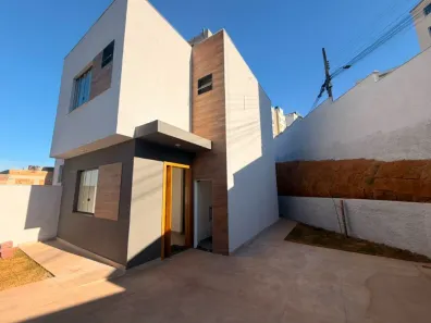 Casa com 3 Quartos à venda, 110m² no Manacás, Belo Horizonte