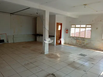 Galpão/Depósito/Armazém para alugar, 340m² no Vila Brasil, Londrina