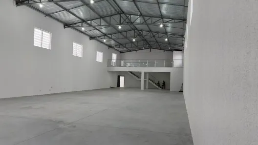 Galpão/Depósito/Armazém para alugar, 500m² no Vila Nair, São José dos Campos