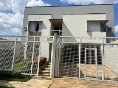 Casa com 4 Quartos à venda, 340m² no Morada da Colina, Uberlândia