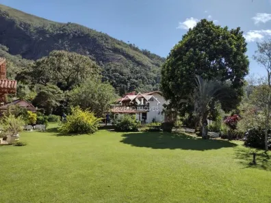 Apartamento com 3 Quartos à venda, 85m² no Itaipava, Petrópolis