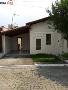 Casa de Condomínio com 2 Quartos para alugar, 70m² no Jardim Santo Antônio da Boa Vista, Jacareí