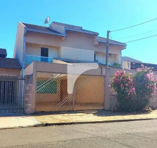 Casa com 3 Quartos à venda, 137m² no Jardim Pérola, Londrina
