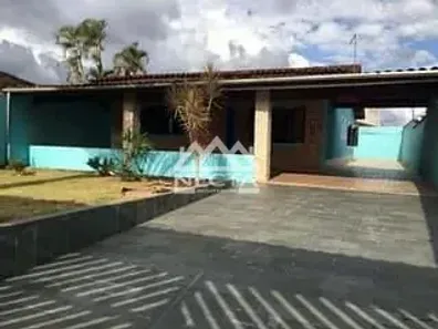 Casa com 3 Quartos à venda, 210m² no Poiares, Caraguatatuba