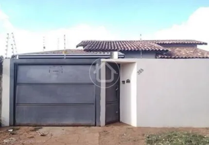 Casa com 3 Quartos à venda, 127m² no Residencial Oliveira, Campo Grande