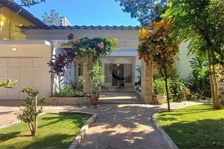 Sobrado com 3 Quartos à venda, 357m² no Campo Belo, São Paulo