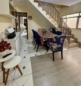 Sobrado com 4 Quartos à venda, 180m² no Jardim Vila Formosa, São Paulo