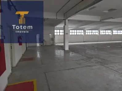 Galpão/Depósito/Armazém para alugar, 940m² no Lapa de Baixo, São Paulo